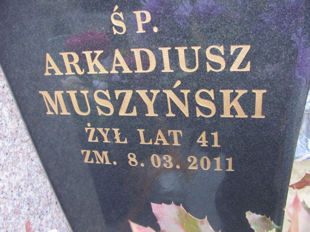 Arkadiusz Muszyński 1970 Świdnik - Grobonet - Wyszukiwarka osób pochowanych